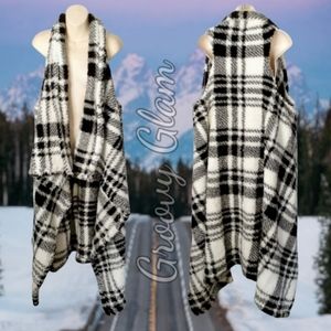 GROOVY GLAM Handmade Ankle Length Black & White Tartan Plaid Sherpa Vest